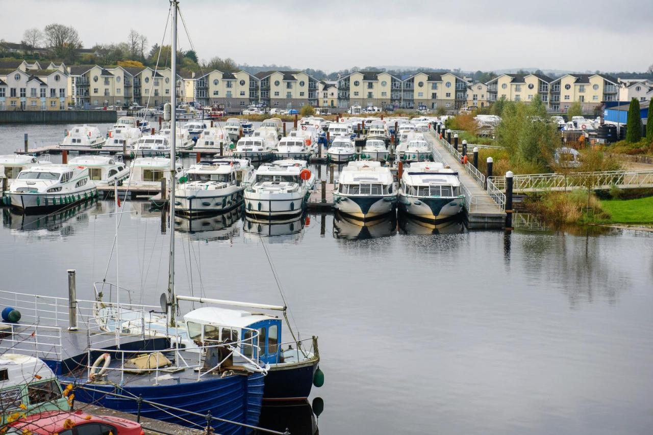 Waterfront Self Catering Houses Carrick on Shannon 外观 照片