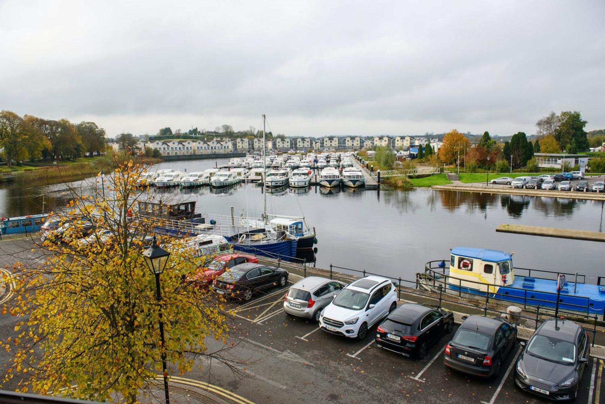 Waterfront Self Catering Houses Carrick on Shannon 外观 照片