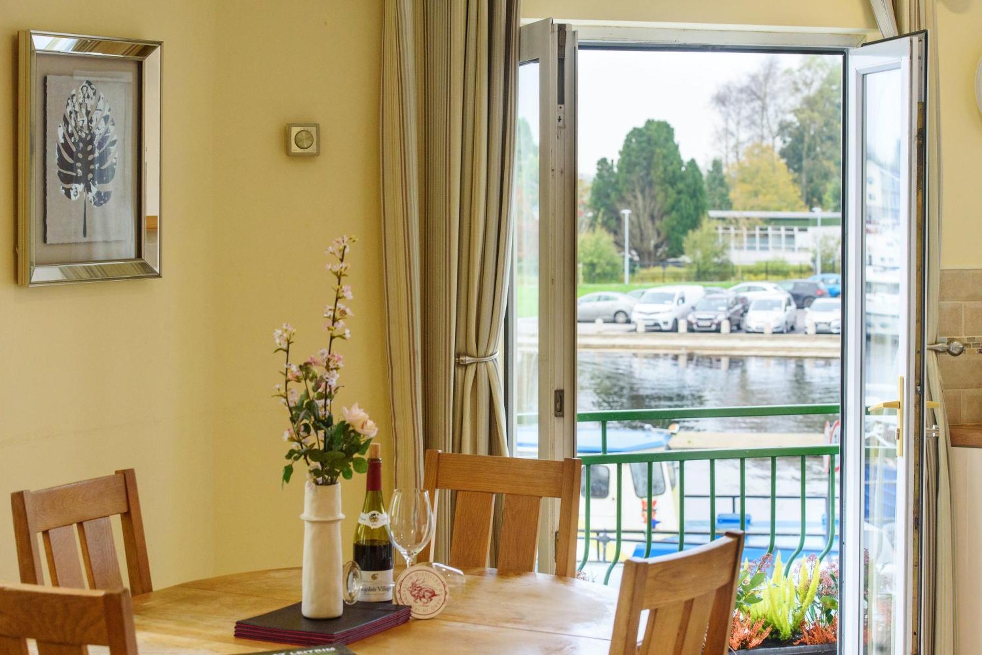Waterfront Self Catering Houses Carrick on Shannon 外观 照片