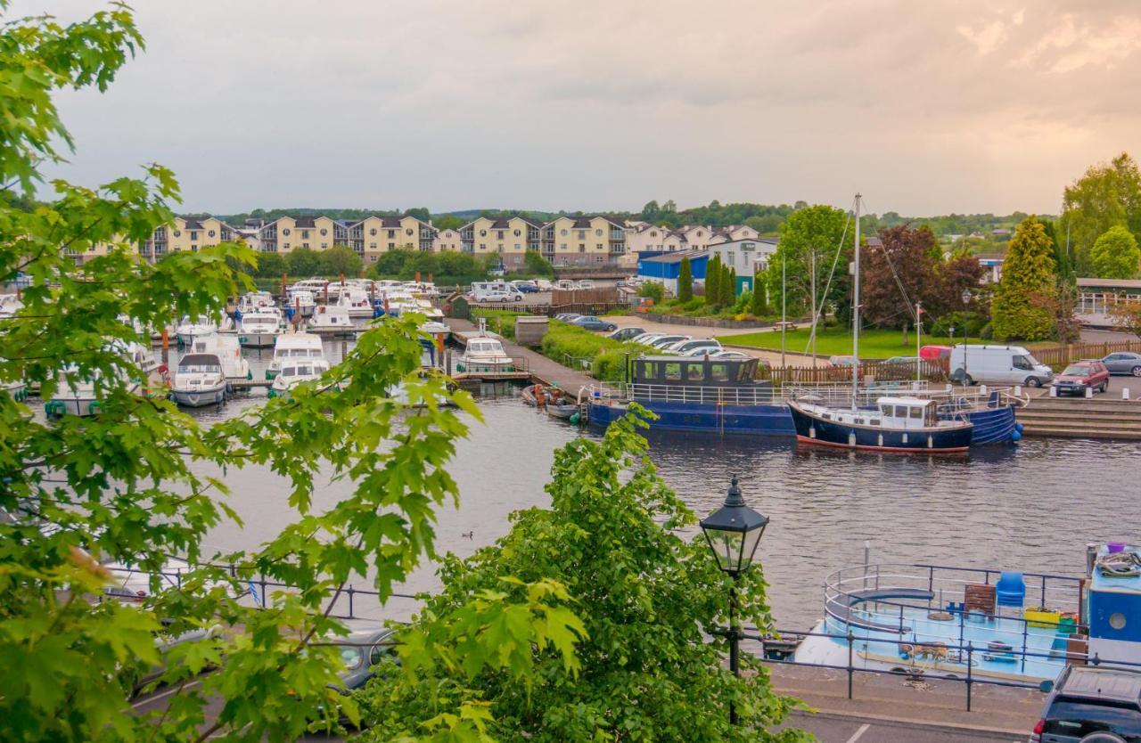 Waterfront Self Catering Houses Carrick on Shannon 外观 照片